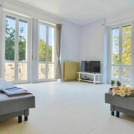Bacone Liberty Olimpia Apartment Milano Exterior foto