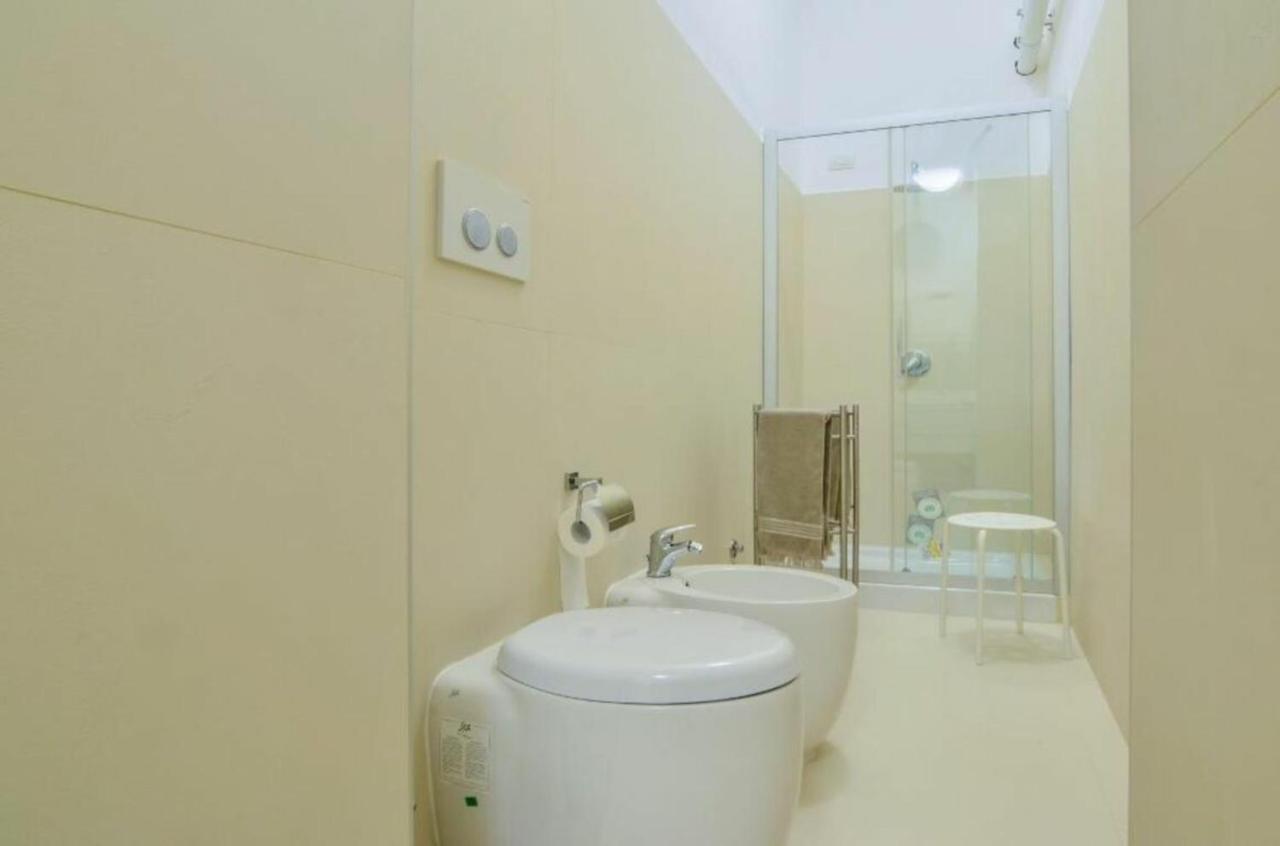 Bacone Liberty Olimpia Apartment Milano Exterior foto